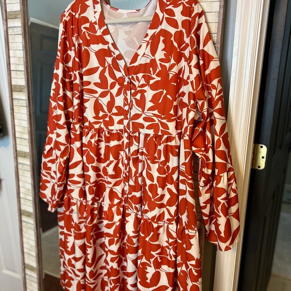SHEIN dress. NWOT. Cream color w/rust colored orange leaves. - Picture 6 of 8